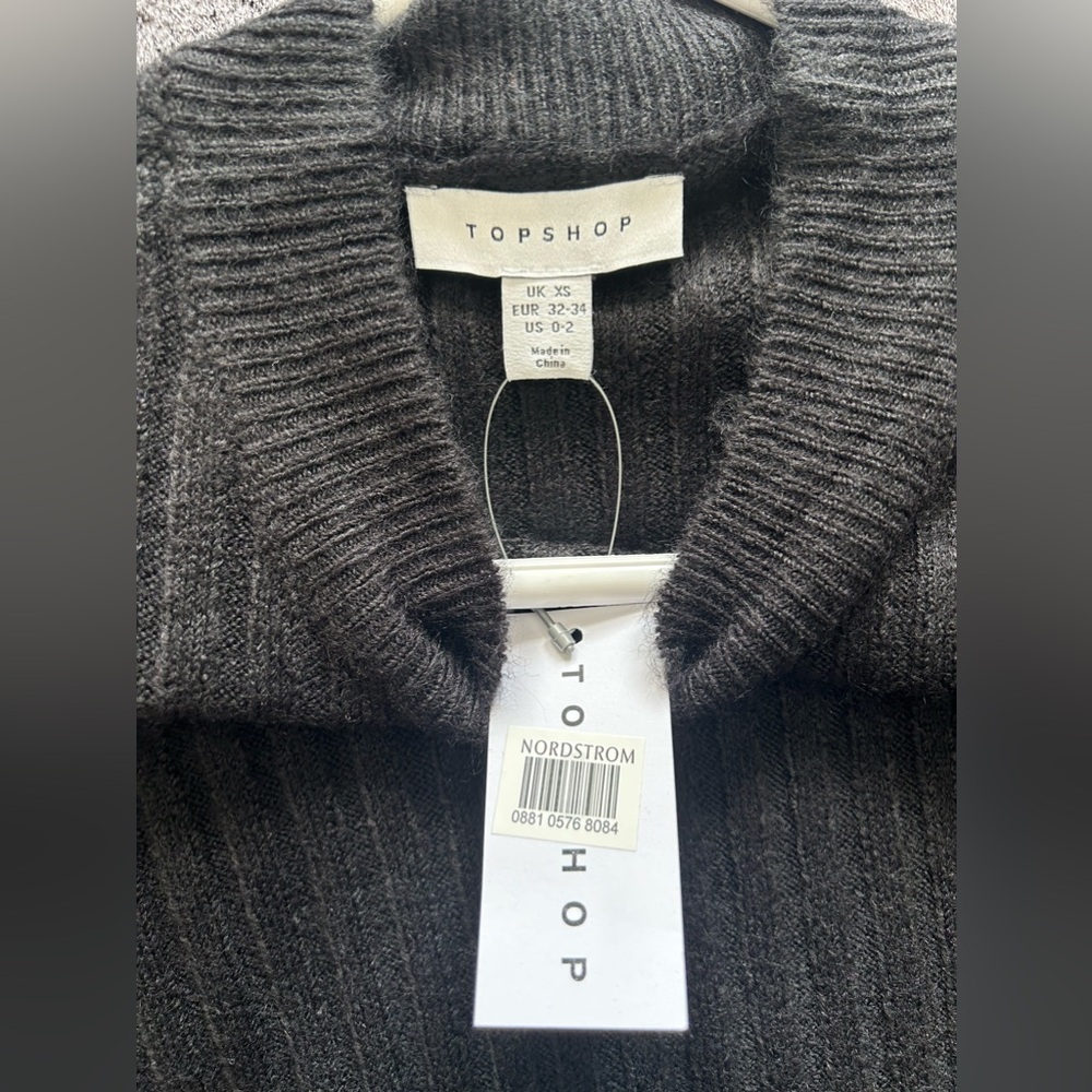 NWT Size XSmall Womens TOPSHOP dress. - Picture 4 of 5